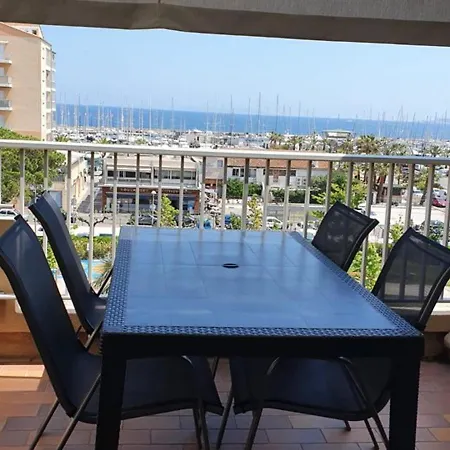 Duplex Climatisé à - Vue - Fr-1-335-179 Hyères